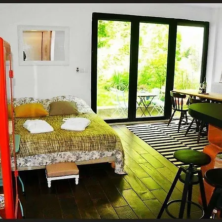 Un Coin De Paradis A Montmartre Apartamento